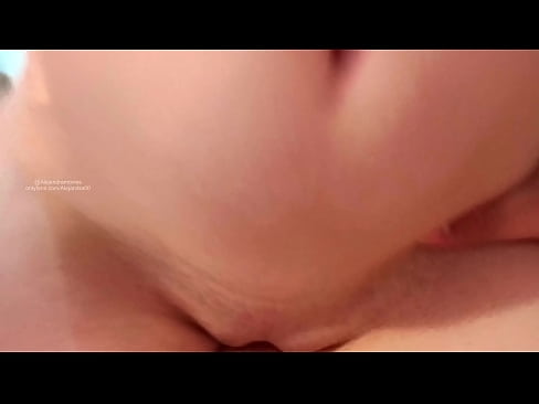❤️ Guļu māsas istabā, un tā es pamodos ️ Porno fb pie mums ☑