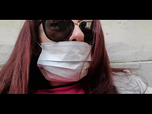 ❤️ Nicoletta atriebjas savam kaimiņam un čurā viņa garāžā (Īpaša Covid19 Itālijas karantīna) ️ Porno fb pie mums ☑