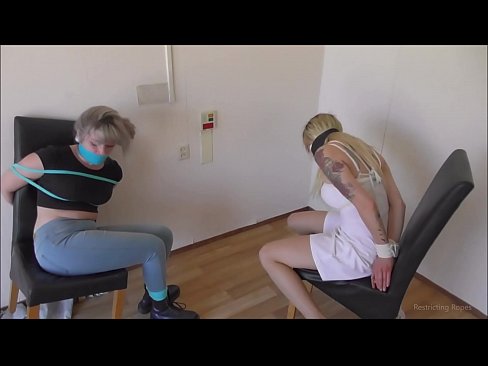 ❤️ Atkarīga / sasietas un ar aizliktām mutēm / damsel in distress ️ Porno fb pie mums ☑